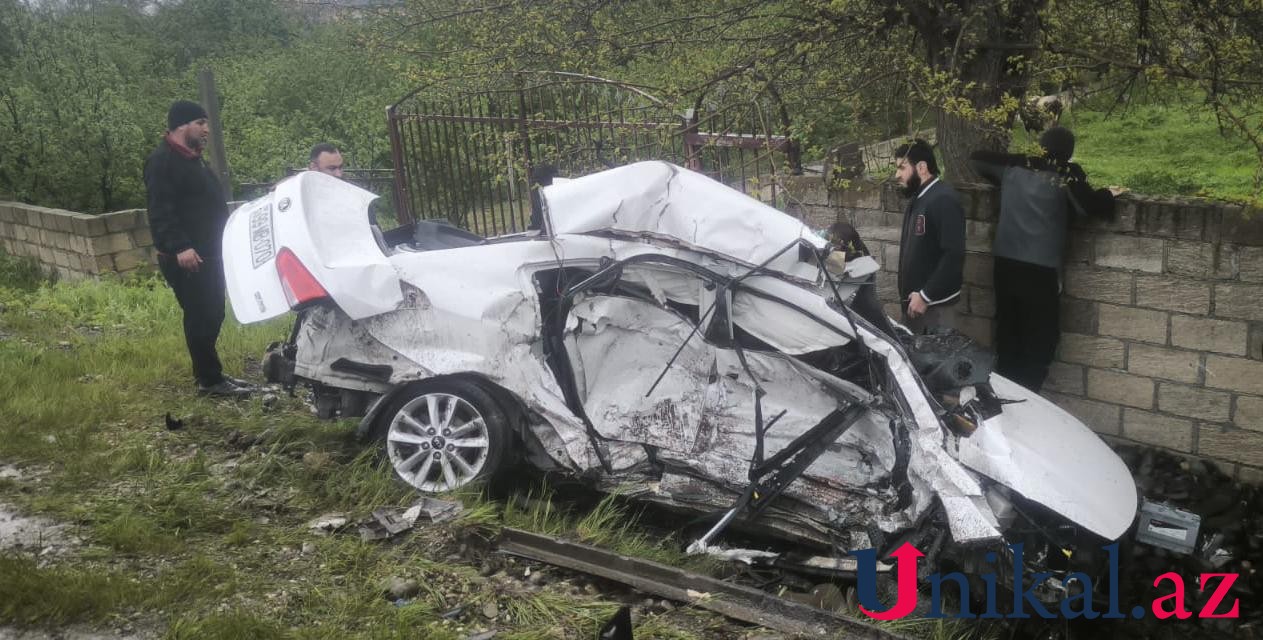 Xaçmazda dəhşətli qəza: Sürücülər öldü (FOTO)