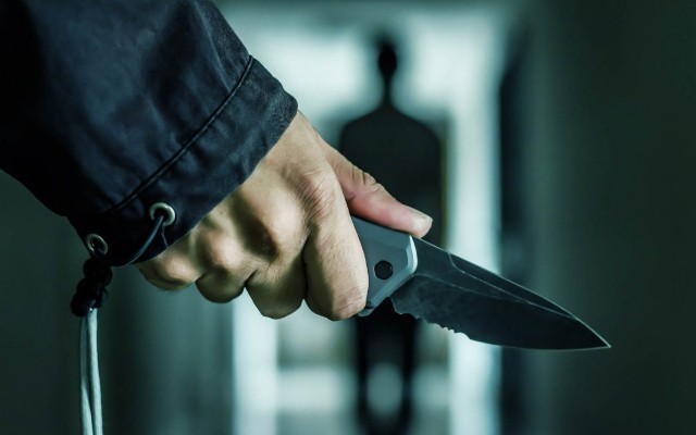 Gəncədə məktəbli bıçaqlandı