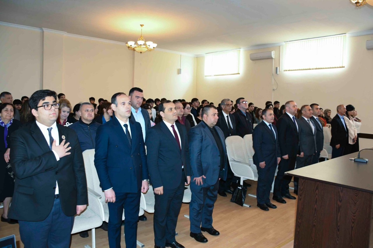 "Şəhərsalma və memarlıq sahəsi dövlət siyasətində prioritet istiqamətlərdən biridir" - Rektor (FOTOLAR)