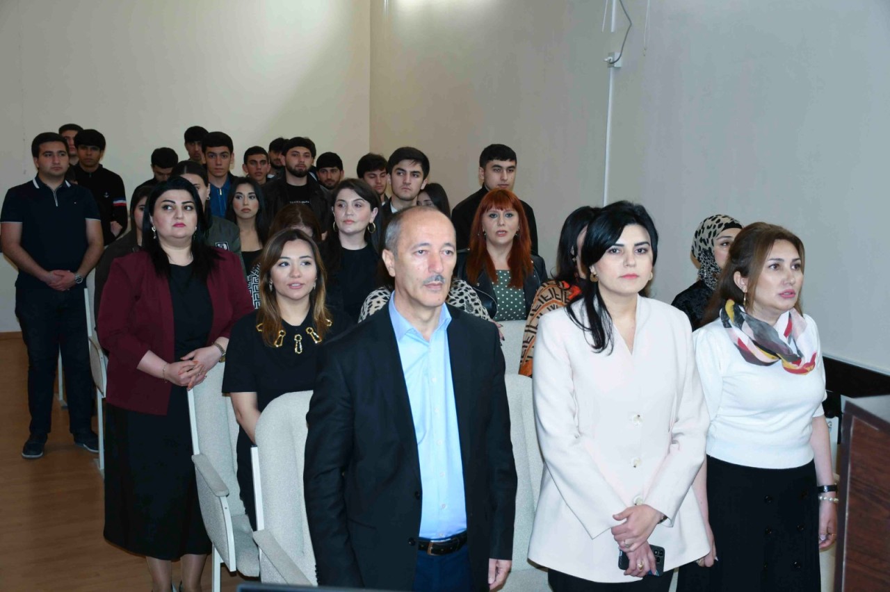 "Şəhərsalma və memarlıq sahəsi dövlət siyasətində prioritet istiqamətlərdən biridir" - Rektor (FOTOLAR)