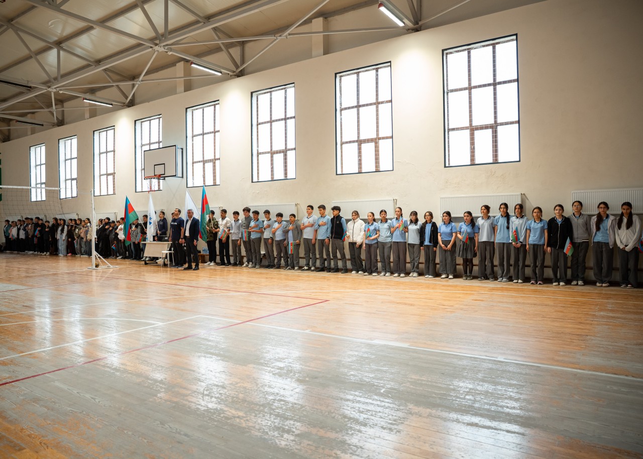 YAP Xəzər rayon təşkilatı Heydər Əliyevin 103 illiyinə həsr olunmuş yarış keçirdi - FOTOLAR