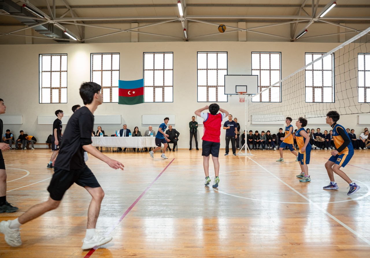 YAP Xəzər rayon təşkilatı Heydər Əliyevin 103 illiyinə həsr olunmuş yarış keçirdi - FOTOLAR