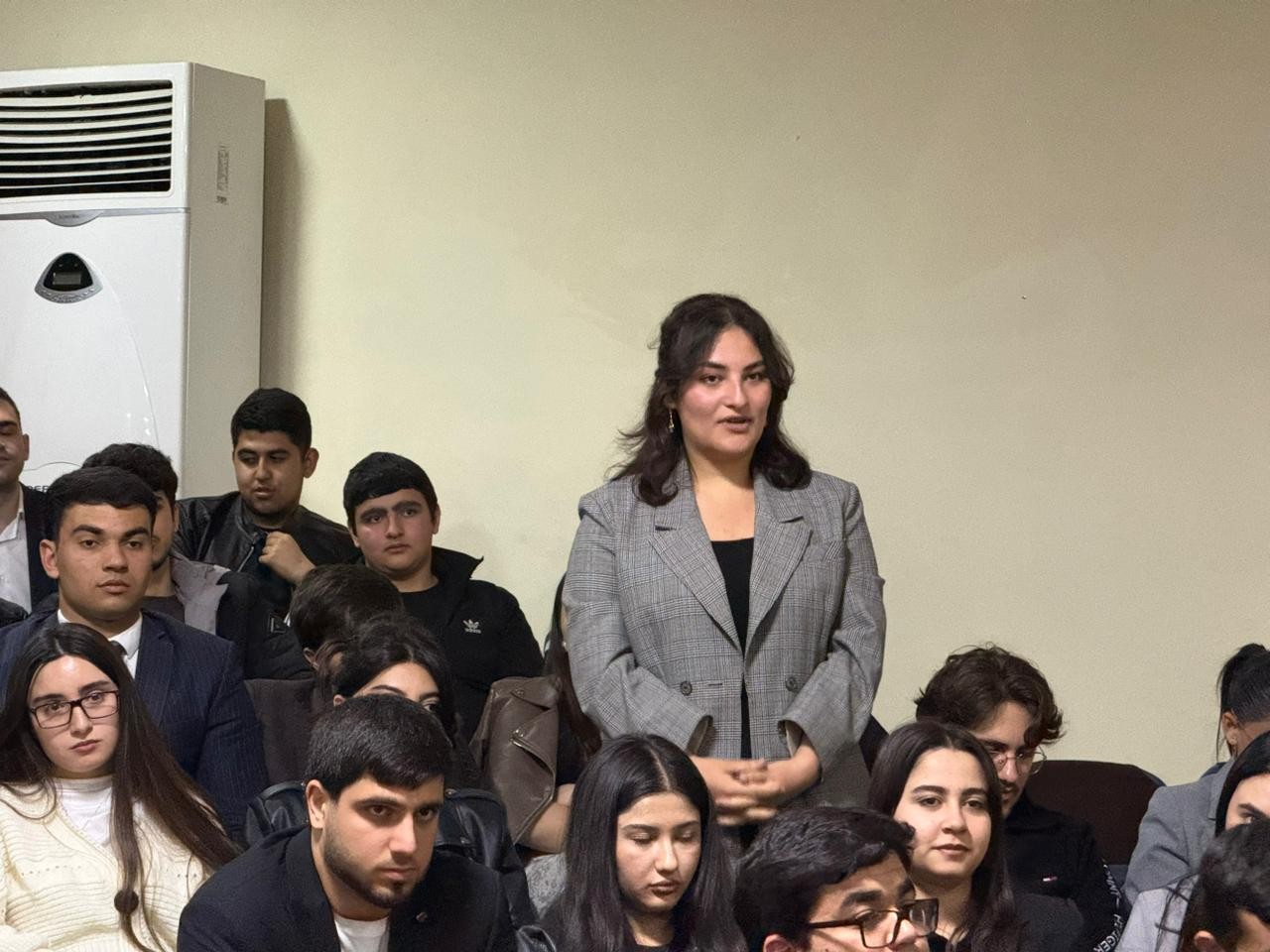 YAP Gəncə şəhər təşkilatında gənclərlə görüş təşkil olundu - FOTOLAR