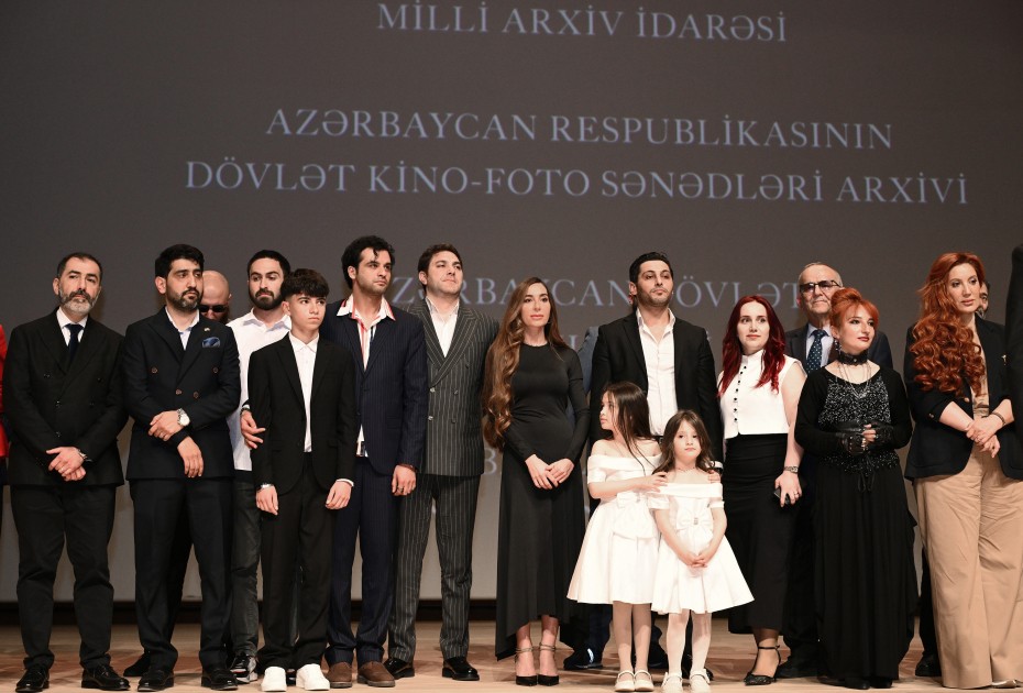 Prezidentin qızı və gəlini “Tağıyev: Məktəb” filminin təqdimatında - FOTOLAR