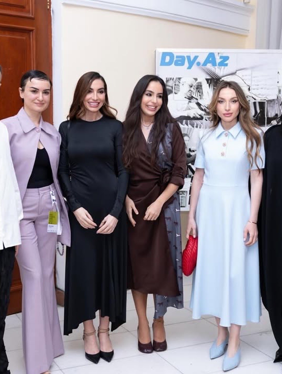 Prezidentin qızları və gəlini moda həftəsinə qatıldılar - FOTOLAR