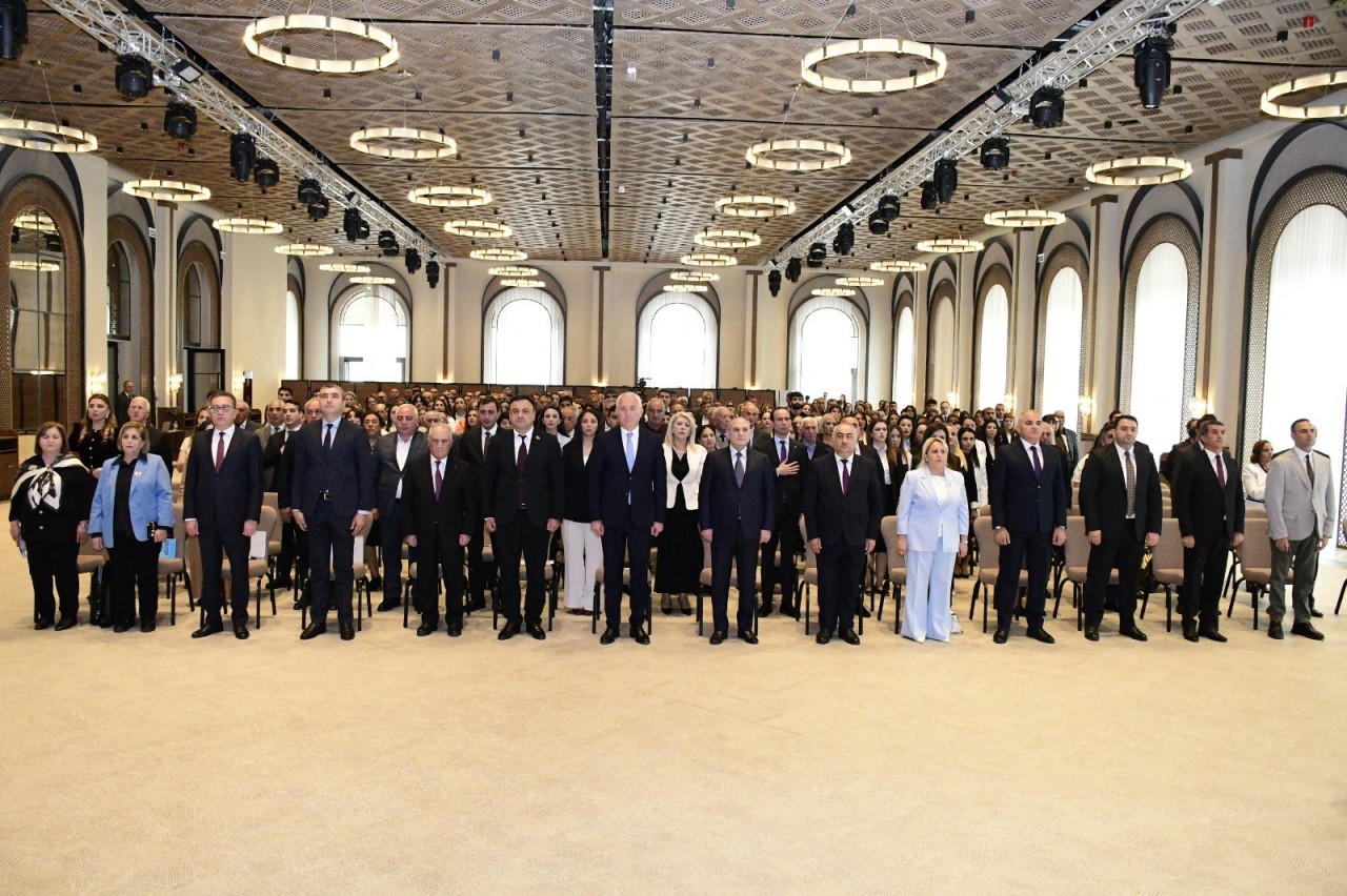 YAP Heydər Əliyevin 103 illiyinə həsr olunmuş tədbir keçirdi - FOTOLAR