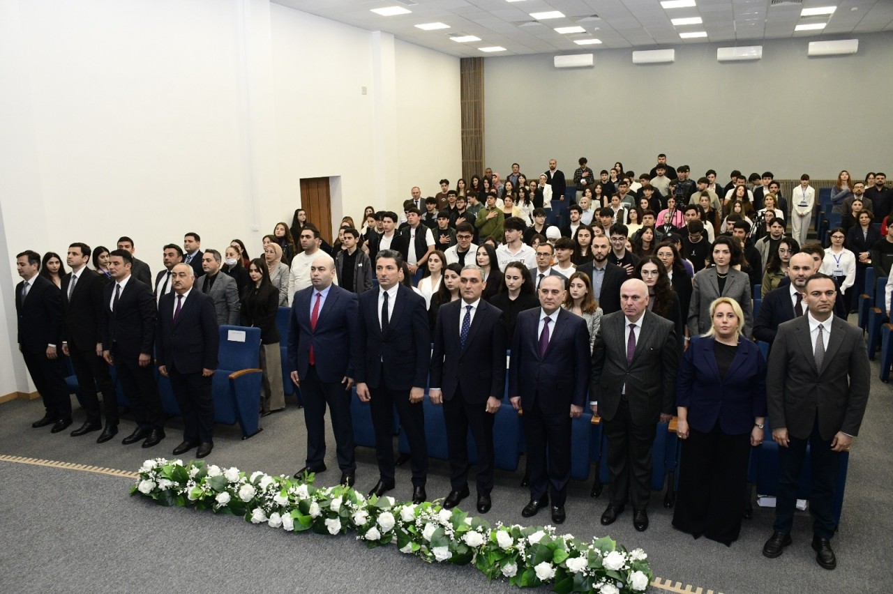 “Böyük Qayıdış: Heydər Əliyev ideyalarının təntənəsi” mövzusunda tədbir keçirilib - FOTOLAR