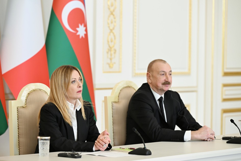 İlham Əliyev və Meloni mətbuata bəyanatlarla çıxış edirlər - YENİLƏNİB (FOTOLAR)