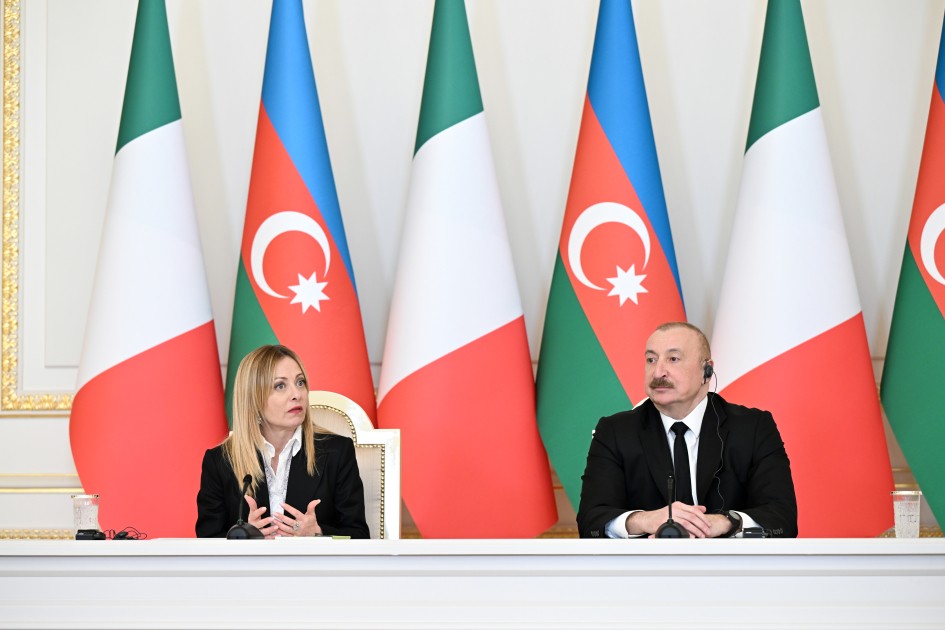 İlham Əliyev və Meloni mətbuata bəyanatlarla çıxış edirlər - YENİLƏNİB (FOTOLAR)