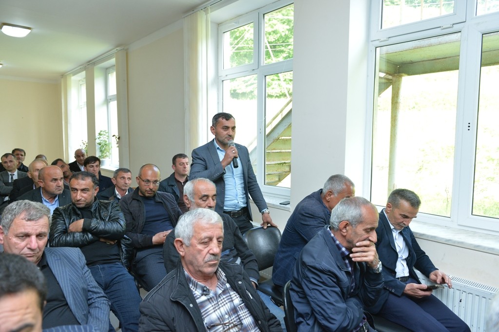Taleh Qaraşov dağ kəndlərində qəbul keçirib - Müraciətləri dinləyib (FOTOLAR)