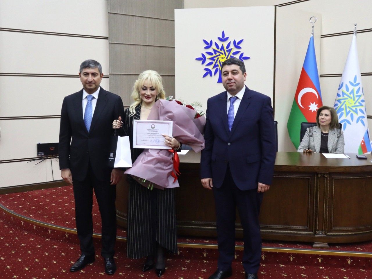 YAP Yasamal rayon təşkilatı Heydər Əliyevin 103 illiyi ilə bağlı tədbir keçirdi - FOTOLAR