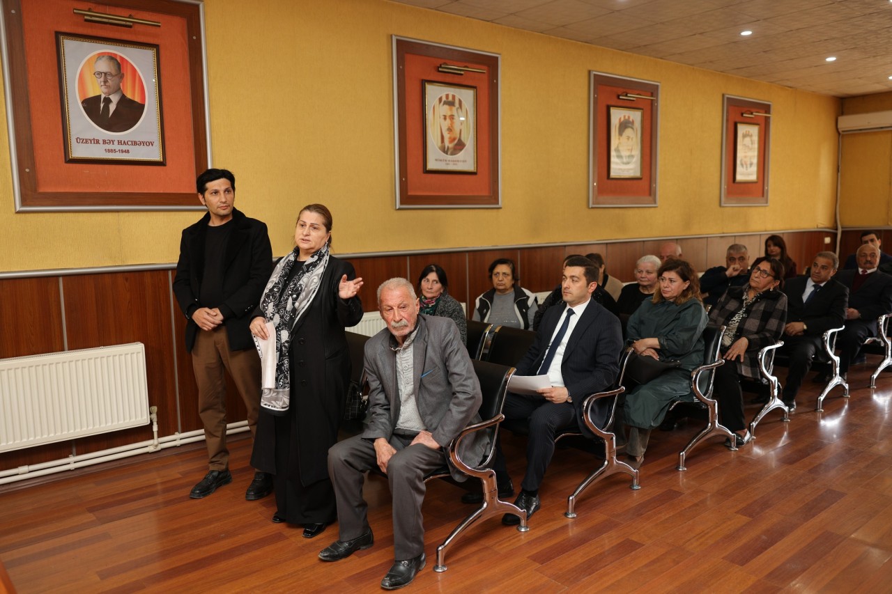 Niyazi Bayramov vətəndaşlarla növbəti səyyar görüş keçirdi - FOTOLAR