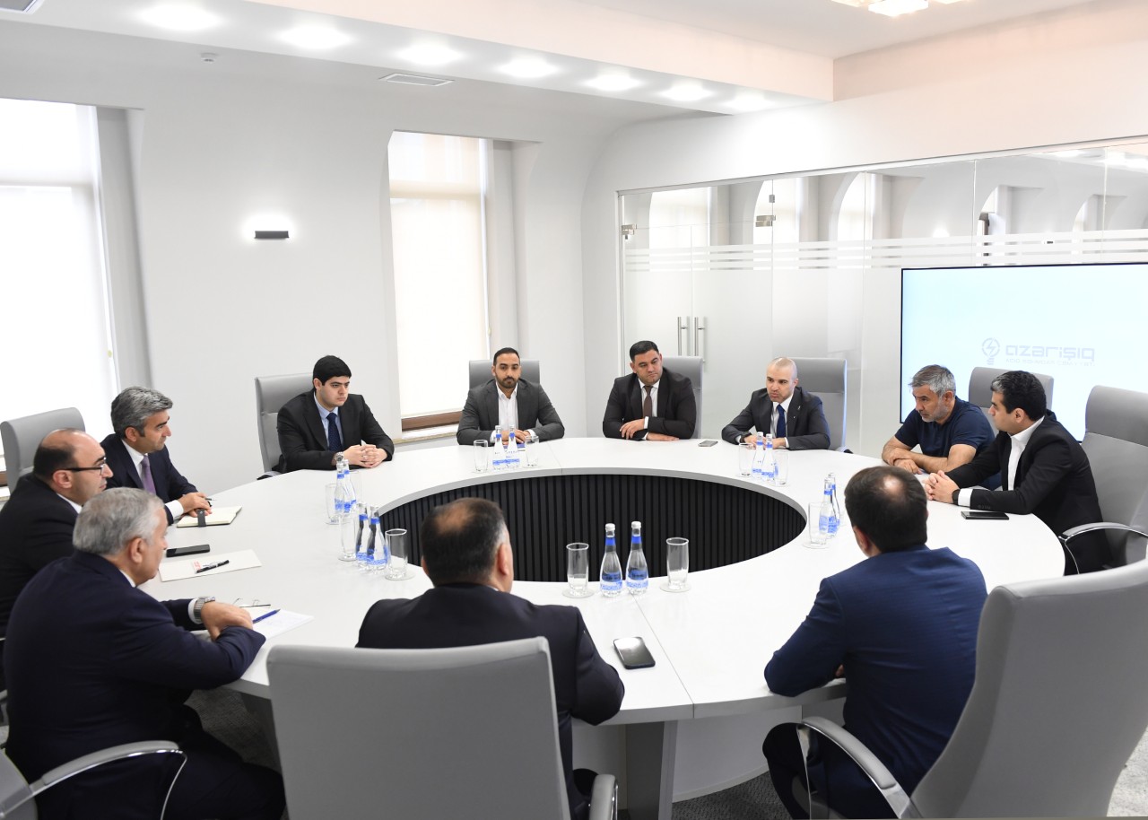 “Azərişıq” və “Ticarət Şəbəkələrinin İnkişafı” İB arasında görüş olub - FOTOLAR