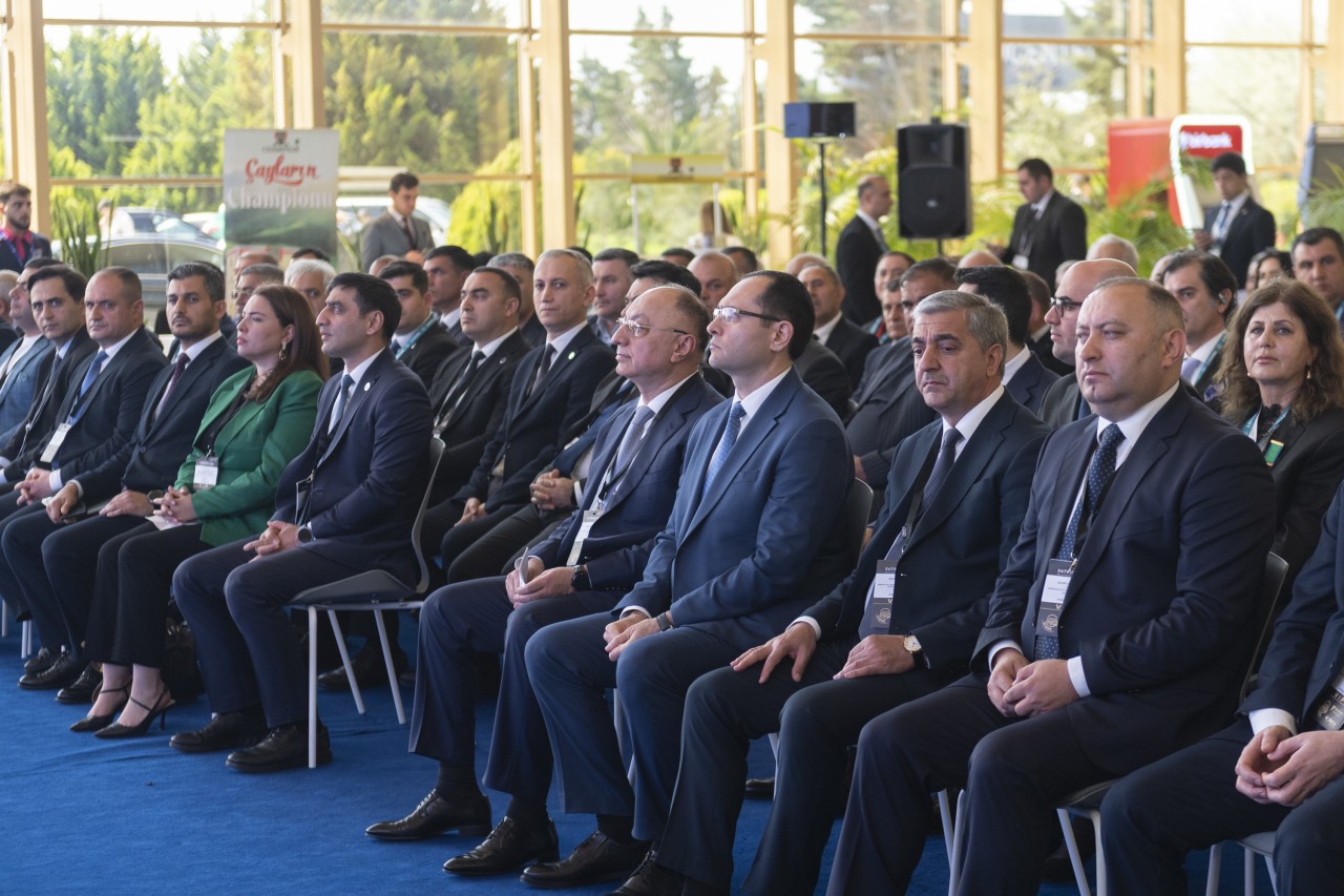 Nazir Aqronomların II Beynəlxalq Forumunda çıxış edib - FOTOLAR
