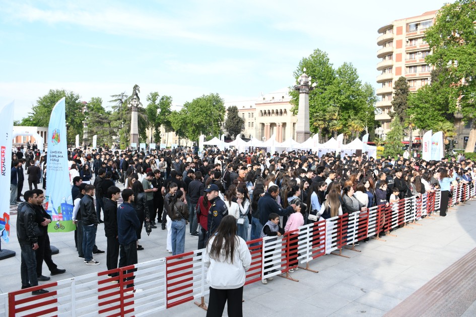 WUF13 Festivalı Gəncədə böyük maraqla qarşılanıb - FOTOLAR