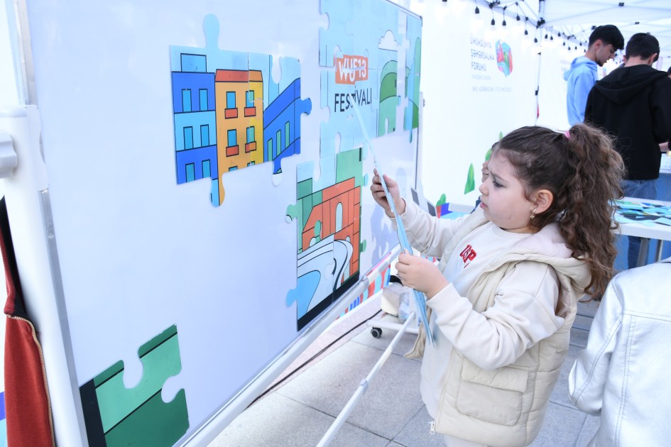 WUF13 Festivalı Gəncədə böyük maraqla qarşılanıb - FOTOLAR