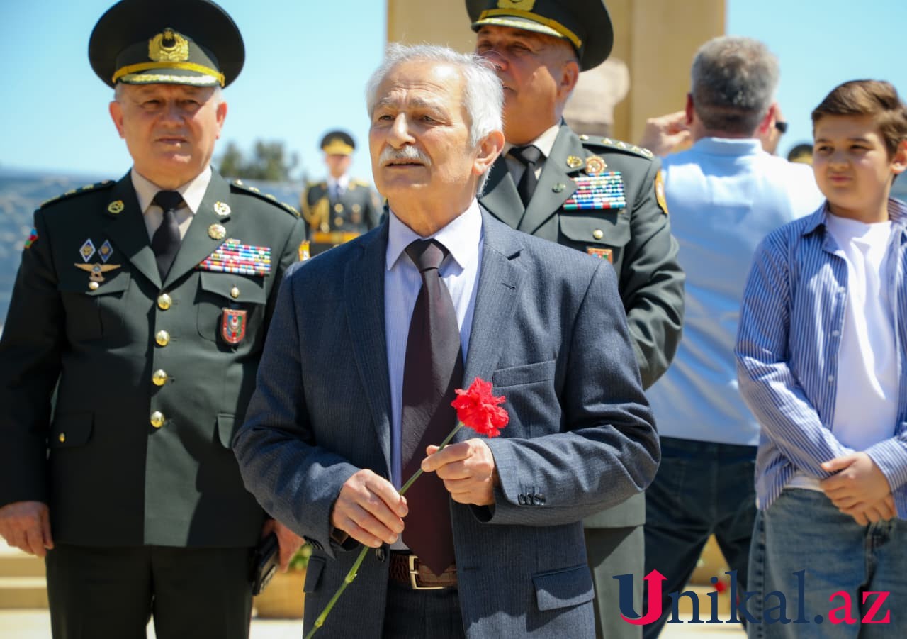 Keçmiş, indi və gələcəyimiz bir yerdə - Qələbə Günündən FOTOLAR