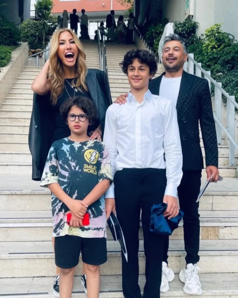 "Çağlaya qəbiristanlıqda evlilik təklifi etdim" - Emre Altuğ (FOTO)