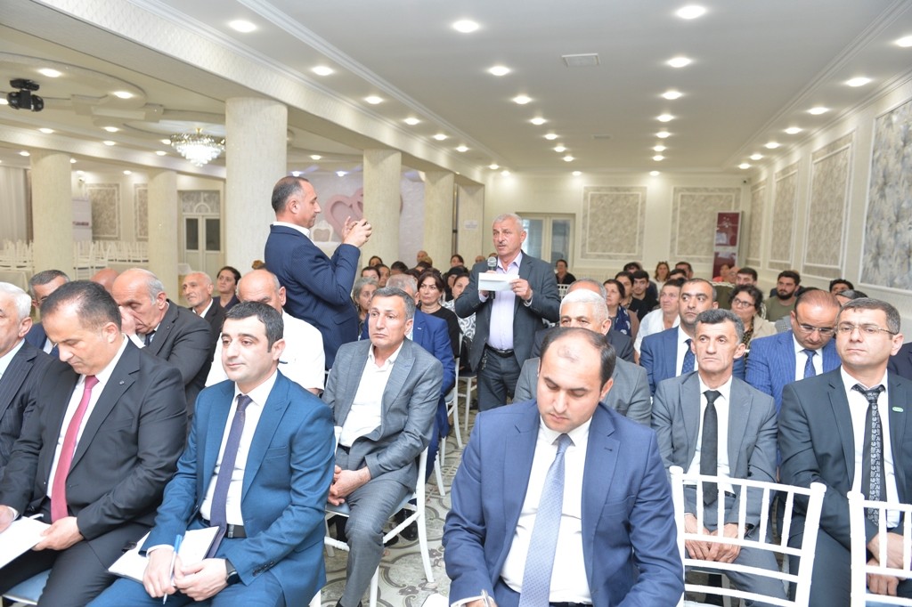 Taleh Qaraşov sakinlərin qayğı və problemlərini dinlədi - FOTOLAR