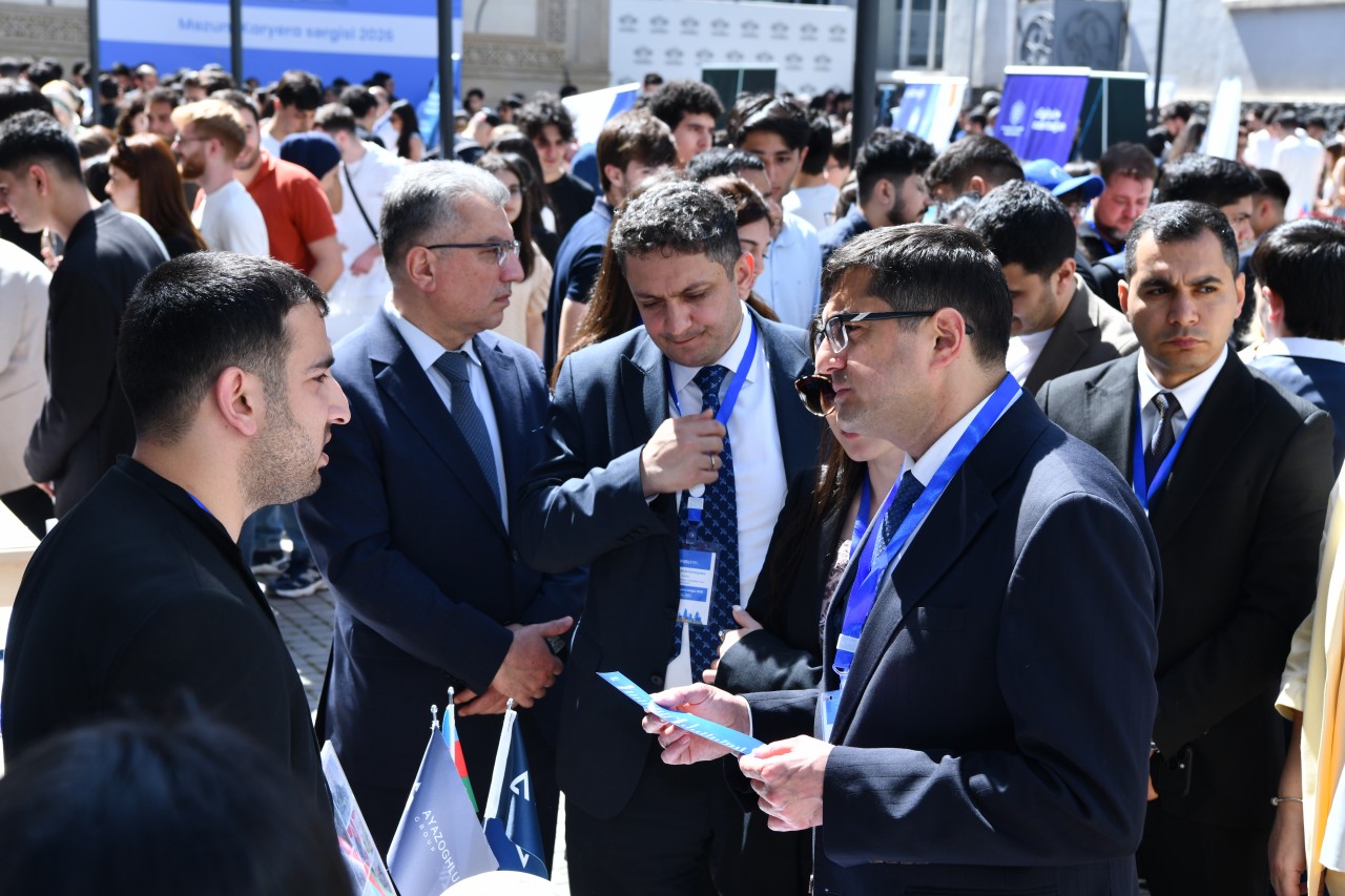 ADNSU-da keçirilən XVII Məzun–Karyera Sərgisində 70-dən çox şirkət iştirak edib - FOTOLAR