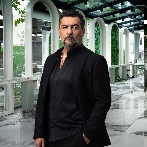 Məşhur aktyor "Taşacak bu deniz"də - FOTO