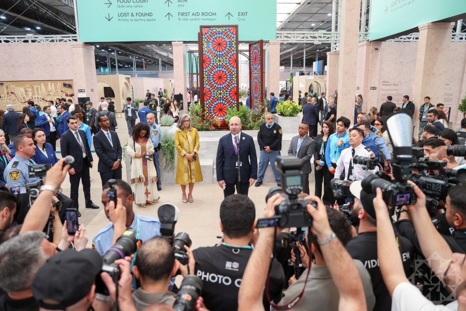 Prezident və xanımı “Urban Expo” sərgisinin açılışında - FOTOLAR
