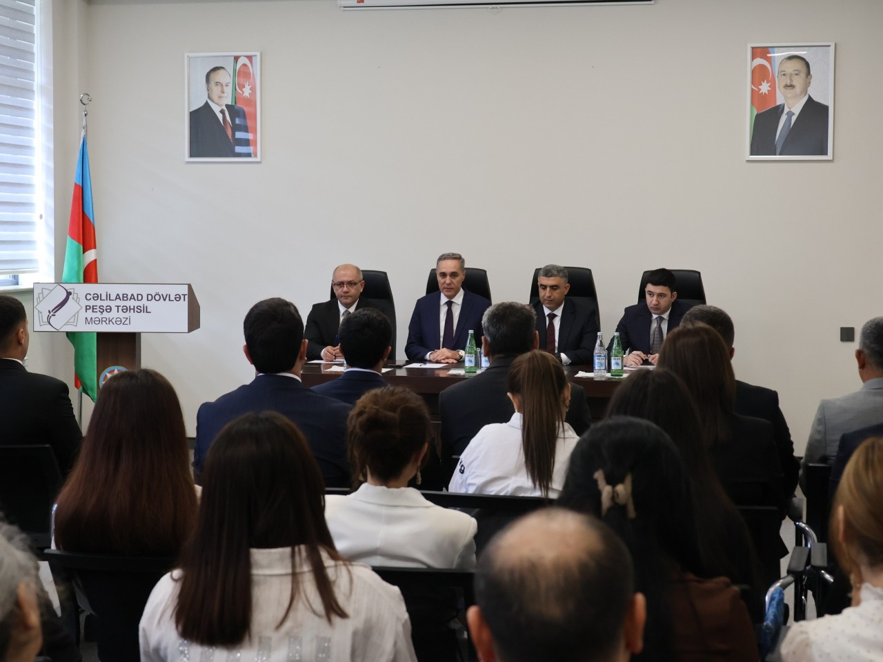 Yeni direktor kollektivə təqdim edildi - FOTOLAR