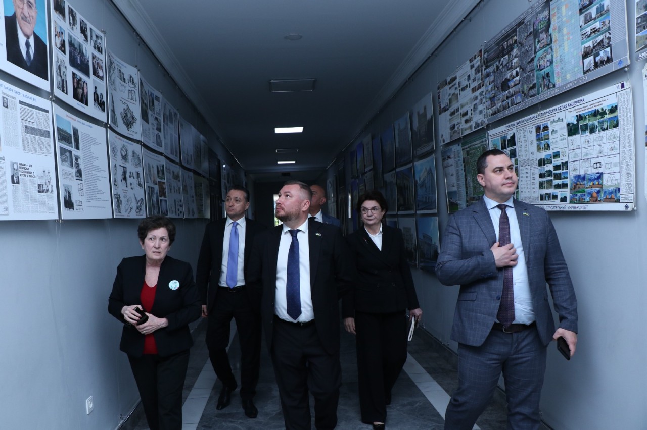 AzMİU və KNUBA arasında memorandum imzalanıb - FOTOLAR