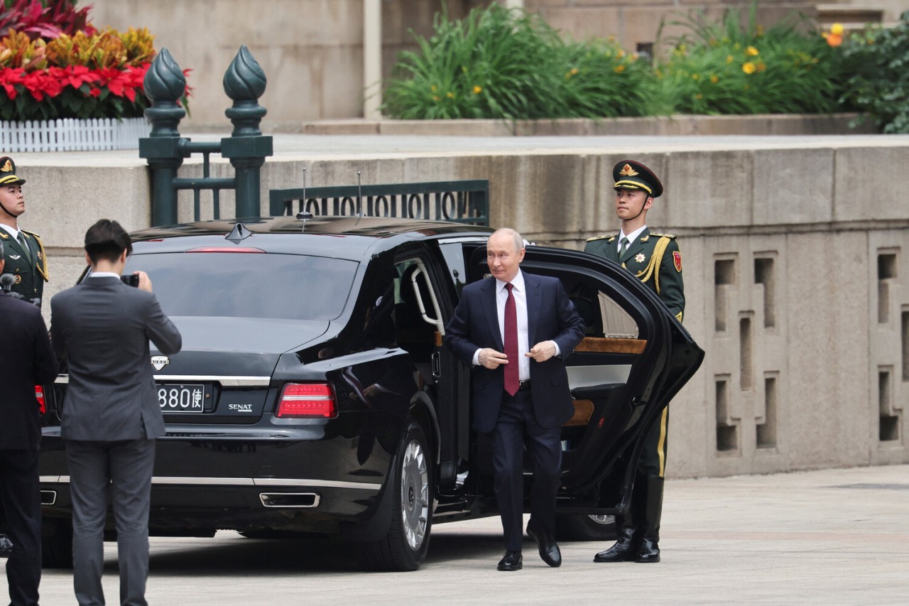Putin Çində belə qarşılandı - FOTOLAR