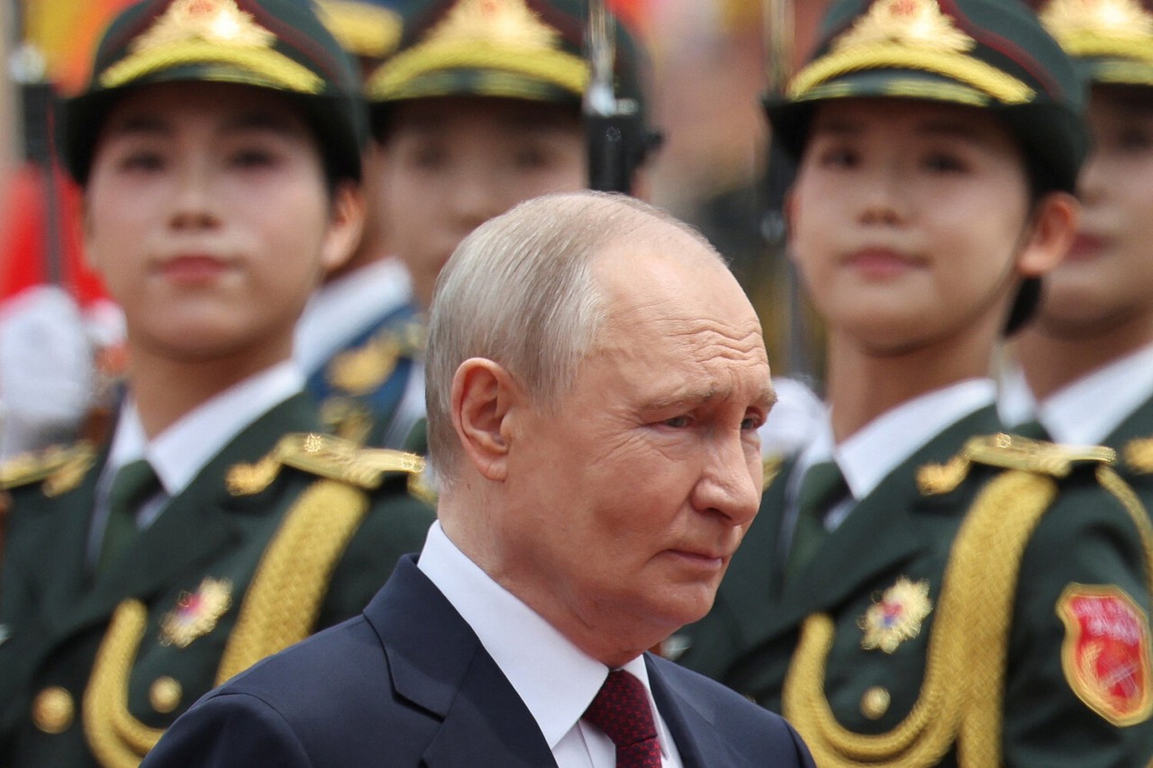 Putin Çində belə qarşılandı - FOTOLAR