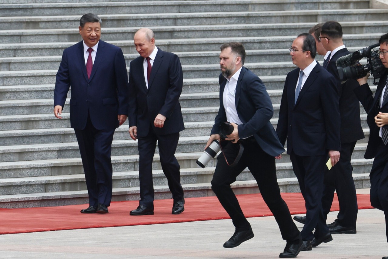 Putin Çində belə qarşılandı - FOTOLAR
