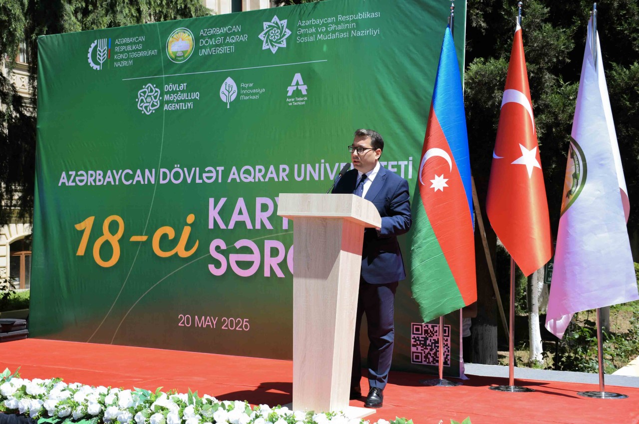 ADAU-da Karyera Sərgisi baş tutub - FOTOLAR