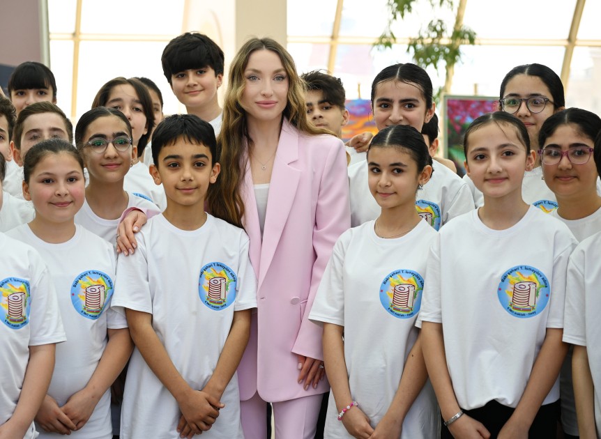 Alena Əliyeva “Zəkaların mübarizəsi II” olimpiadasının final mərhələsində - FOTOLAR