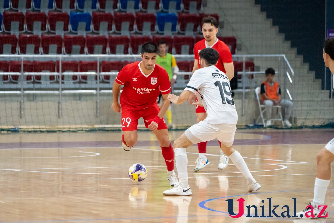 Futzal üzrə ölkə kubokunun final görüşündən - FOTOLAR