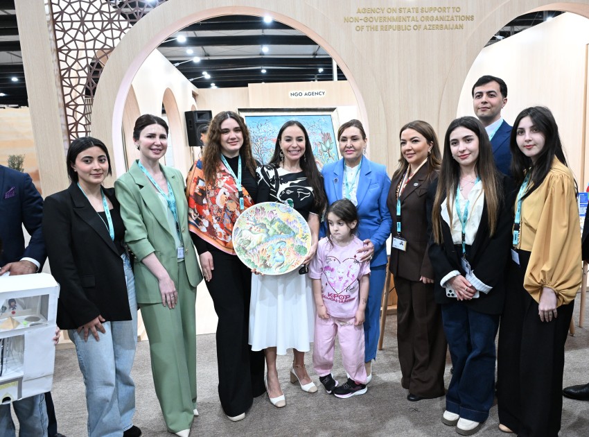 Leyla və Arzu Əliyevalar "Urban Expo" sərgisi ilə tanış olublar - FOTOLAR