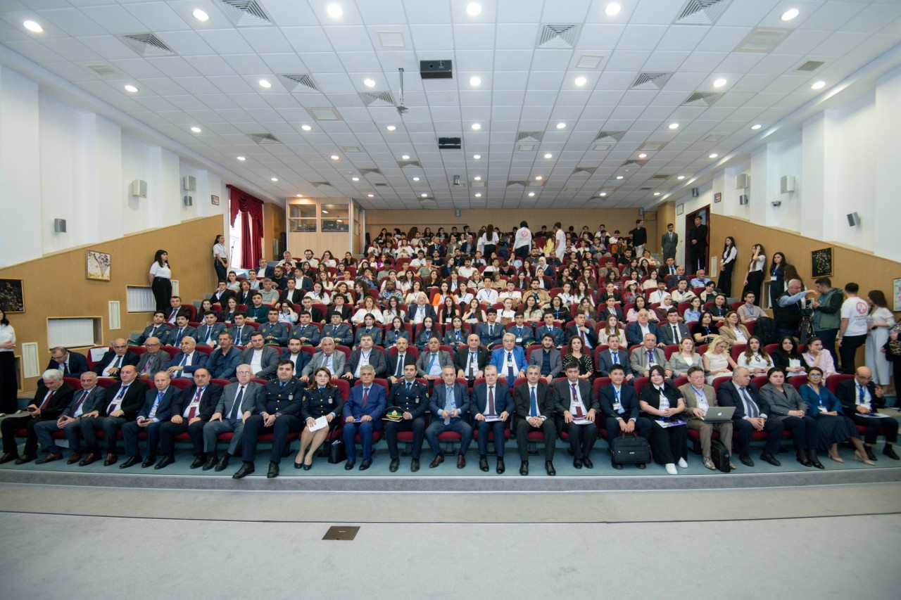 Gənc tədqiqatçıların X beynəlxalq elmi konfransı keçirilir - FOTOLAR