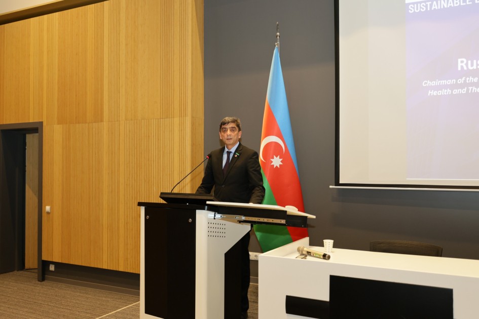 UNEC-də beynəlxalq elmi simpozium keçirildi - FOTOLAR