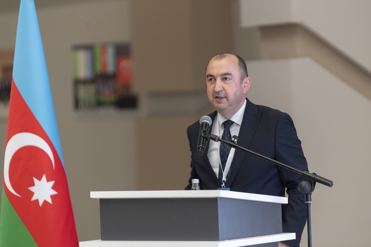 Neftçalada Xəzər dənizinə nərə cinsli balıq körpələri buraxılıb - FOTOLAR