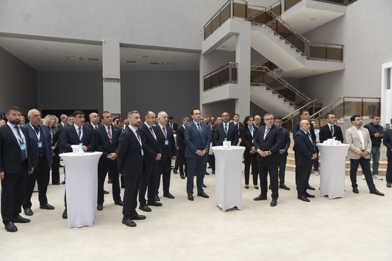 Neftçalada Xəzər dənizinə nərə cinsli balıq körpələri buraxılıb - FOTOLAR