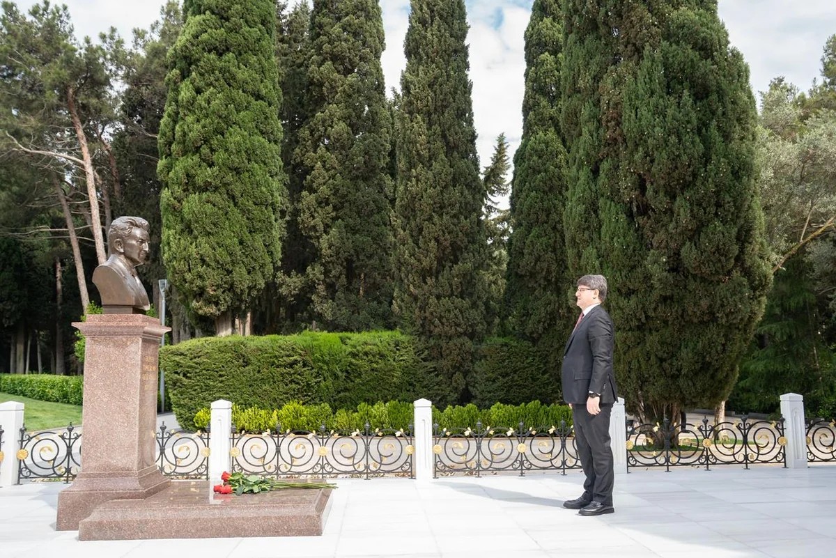 ETSN kollektivi peşə bayramını qeyd edib - FOTOLAR