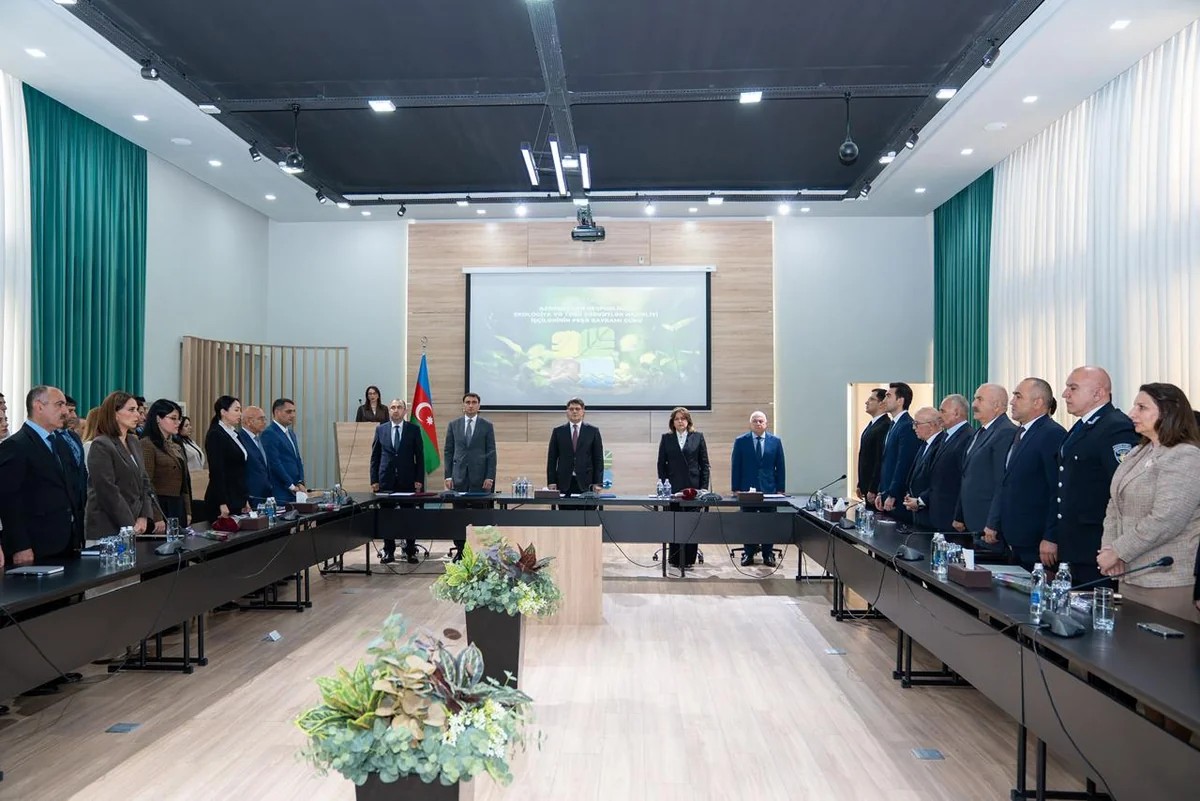 ETSN kollektivi peşə bayramını qeyd edib - FOTOLAR