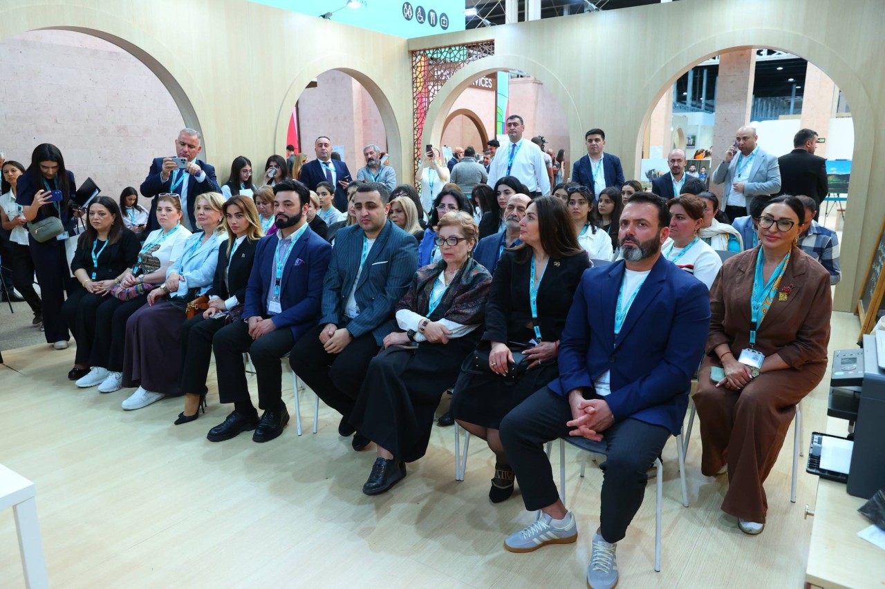 "Yaşıl təchizat zəncirində yaşıl logistika" mövzusu müzakirə edilib - FOTOLAR