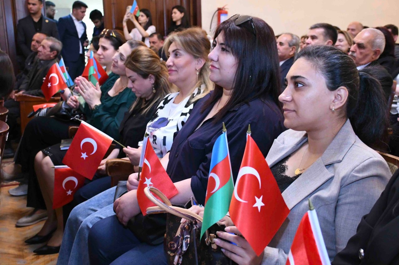 ADAU-da Müstəqillik Günü qeyd olunub - FOTOLAR