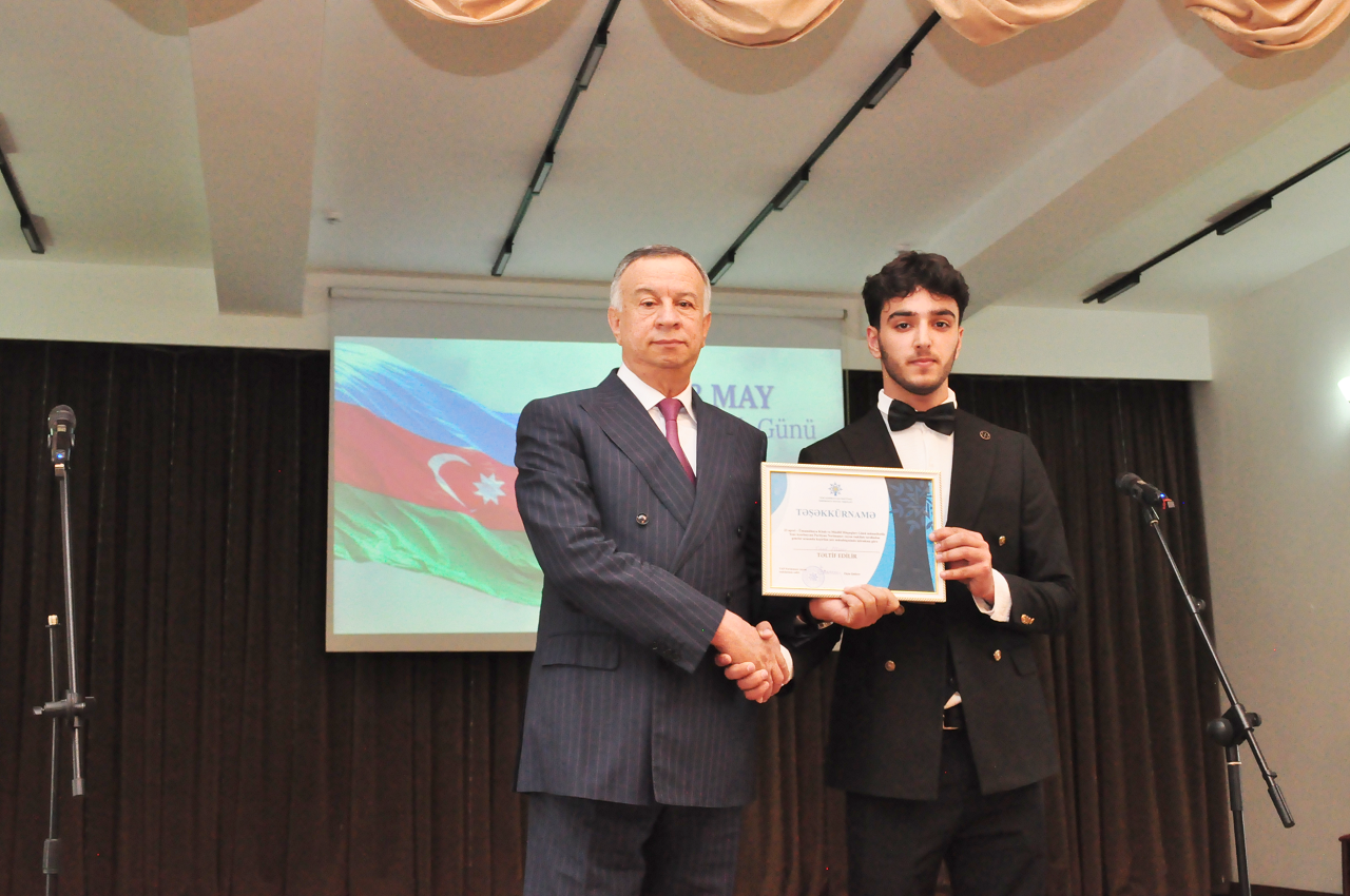YAP Nərimanov rayon təşkilatı Müstəqillik Gününə həsr olunmuş tədbir keçirdi - FOTOLAR