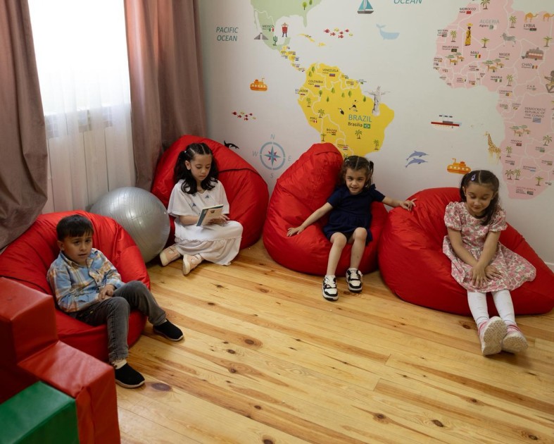 Leyla və Arzu Əliyevalar Lənkəranda uşaq evində - FOTOLAR