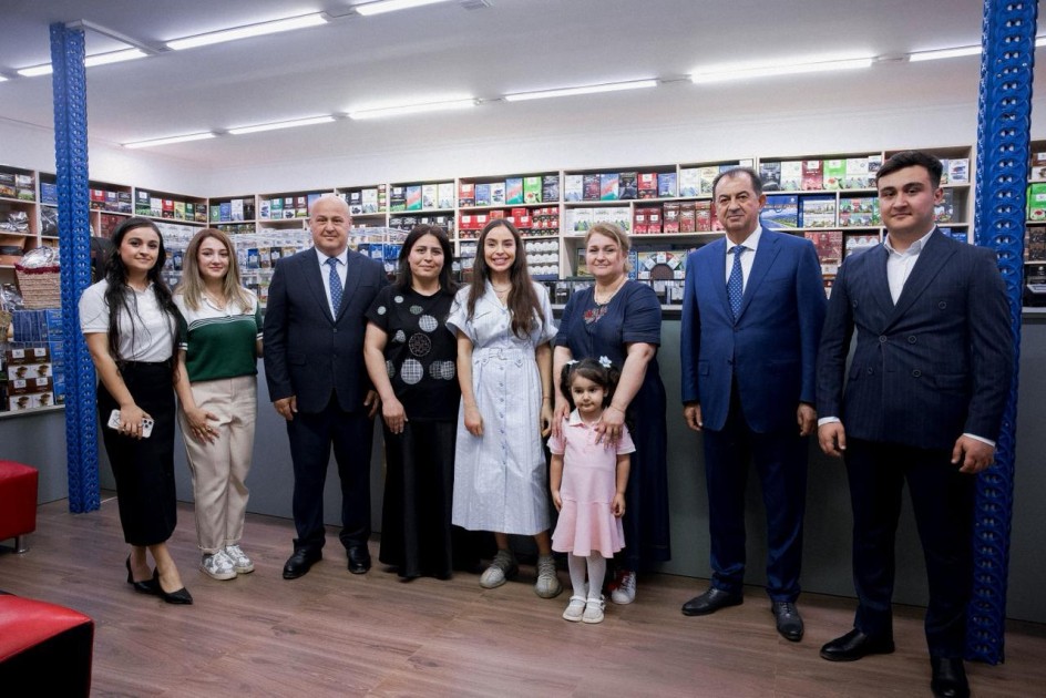 Leyla Əliyeva “Yaşıl çay” fermer təsərrüfatında - FOTOLAR