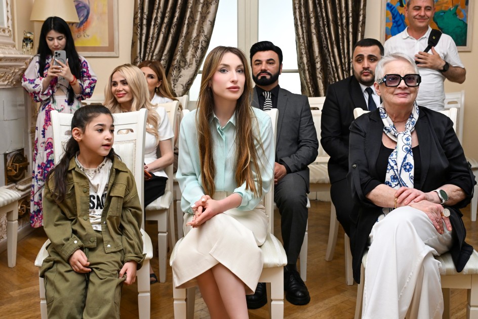 Alona Əliyeva uşaqlar üçün xeyriyyə tədbirində - FOTOLAR