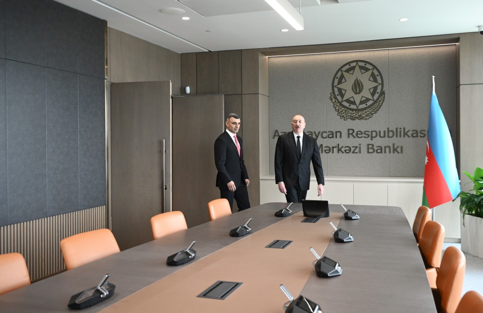İlham Əliyev Mərkəzi Bankın yeni binasının açılışını etdi - FOTOLAR+VİDEO