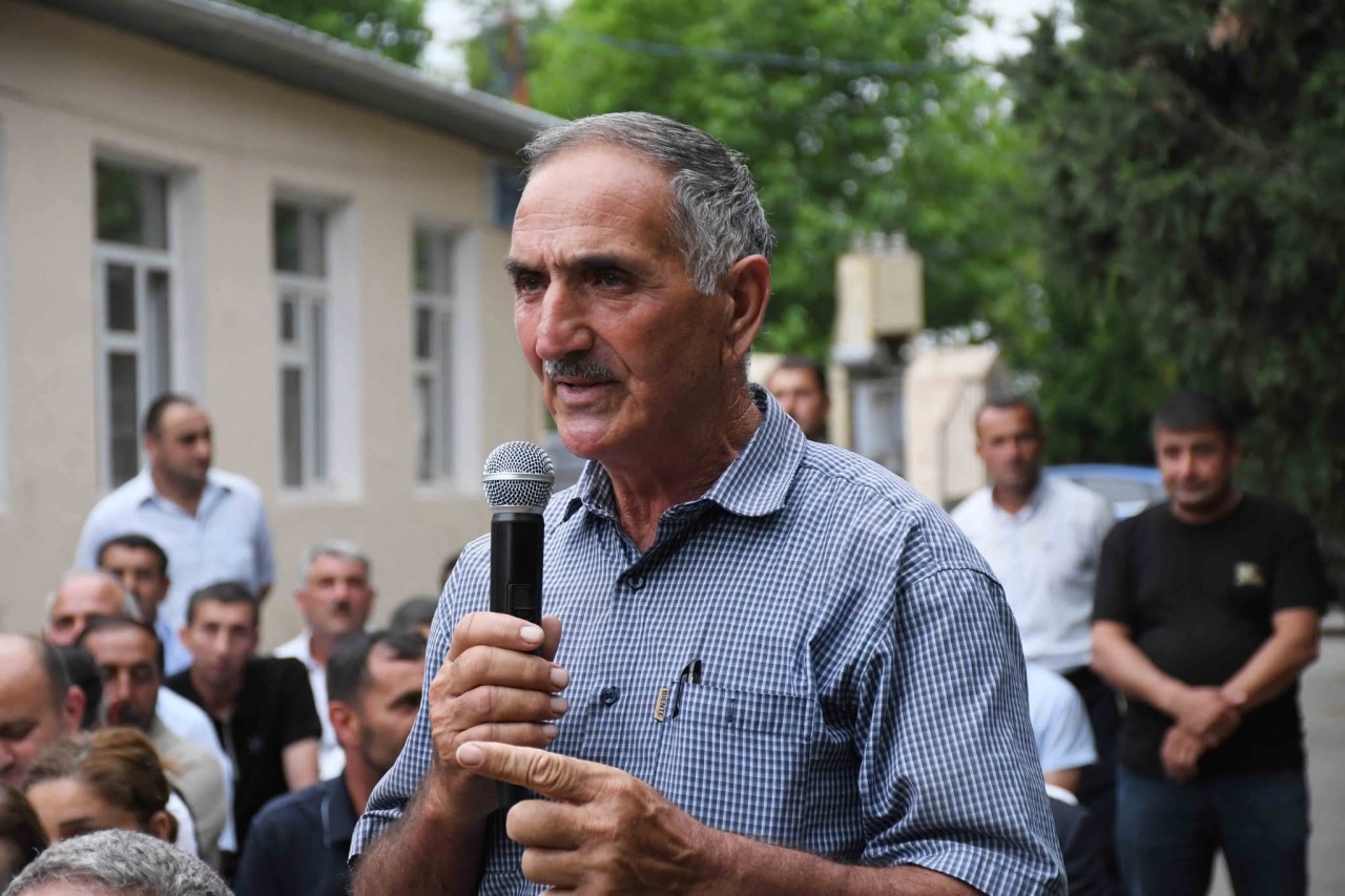 Vaqif Həsənovun rayonun Sarıcalı kəndində səyyar qəbul-görüşü keçirilib - FOTOLAR