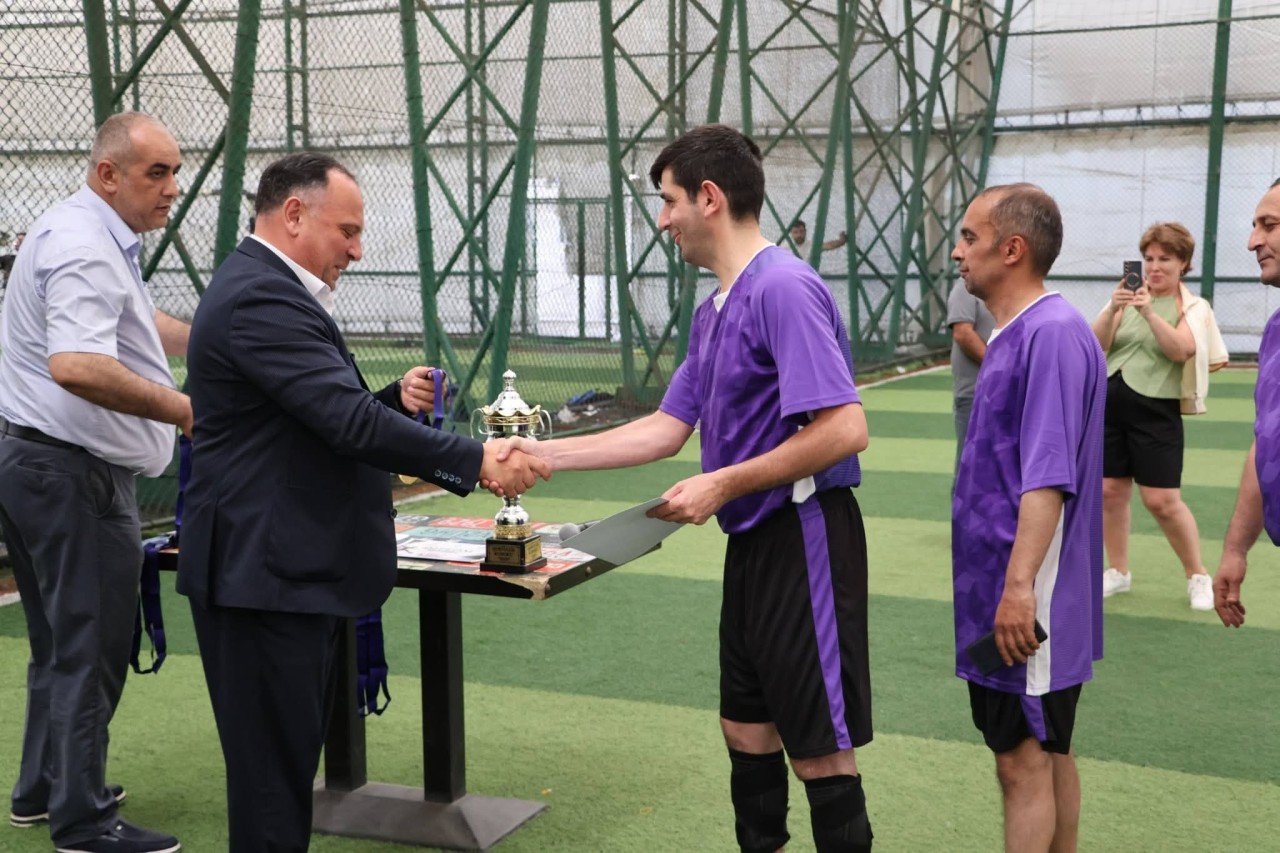 Sumqayıtda “Qurtuluş Kuboku – 2026” minifutbol turniri başa çatıb - FOTOLAR